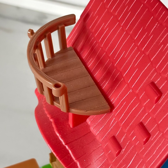 CALICO CRITTERS Secret Island Playhouse Treehouse Sylvanian Family Seaside House - Picture 11 of 14